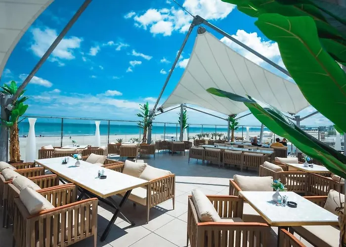 Twin By White Tower Hotel 5*